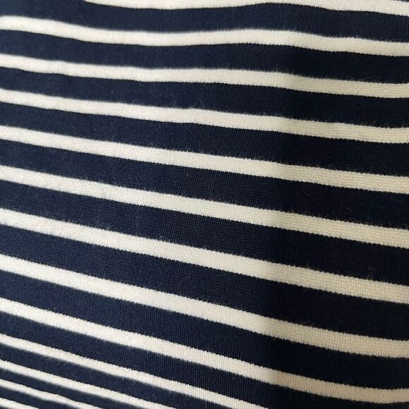 Adorable Fitted Sleeveless Dress by Kate Spade - Picture 6 of 13